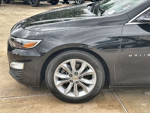 Used 2025 Chevrolet Malibu LT image 32