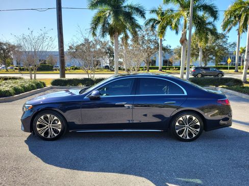 Used 2025 Mercedes-Benz E 450 4MATIC Sedan image 6