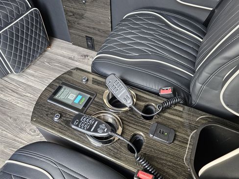 Used 2024 Mercedes-Benz Sprinter 3500 image 17