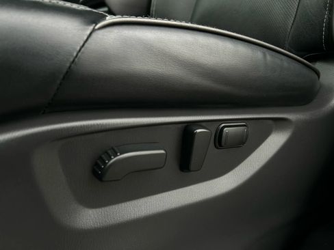 Used 2024 INFINITI QX80 Luxe image 40