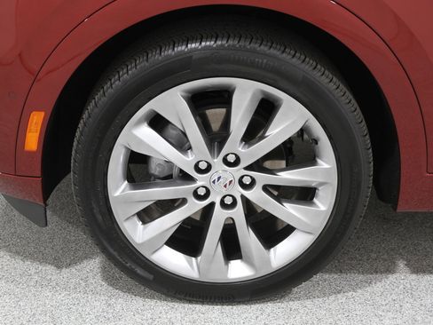 Used 2023 Buick Envision Avenir image 23