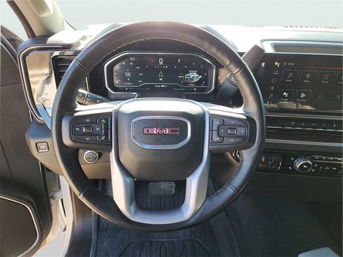 Used 2025 GMC Sierra 3500 SLE w/ SLE Value Package image 21