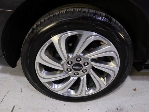 Used 2024 Lincoln Navigator Reserve AWD/4WD image 40