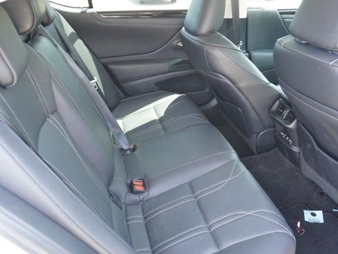 Certified 2020 Lexus ES 350 w/ Accessory Package 2 FWD image 12