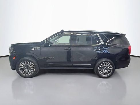 Used 2024 GMC Yukon Denali Ultimate AWD/4WD image 6