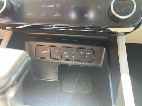 Used 2025 Hyundai Tucson SEL FWD image 36