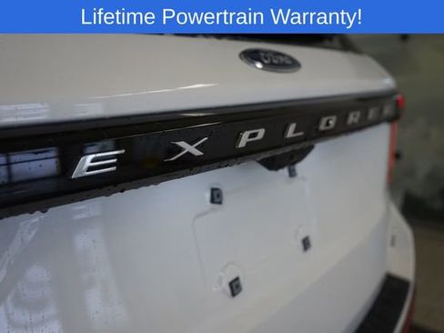 New 2026 Ford Explorer Active w/ Active Comfort Package AWD/4WD image 12