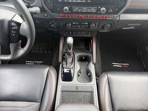 Used 2025 Nissan Frontier PRO-4X w/ Pro Premium Package image 14