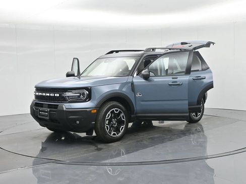 New 2025 Ford Bronco Sport Outer Banks w/ Outer Banks Tech Package+ image 35