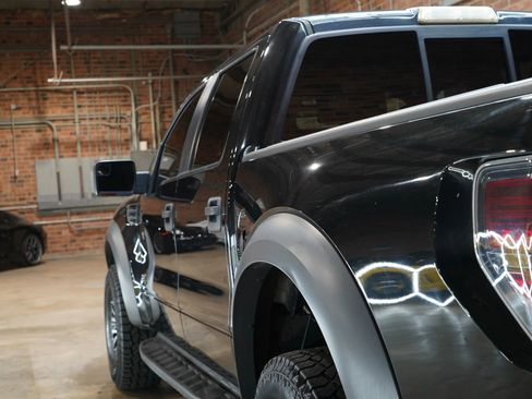 Used 2013 Ford F150 Raptor w/ Luxury Equipment Group image 21