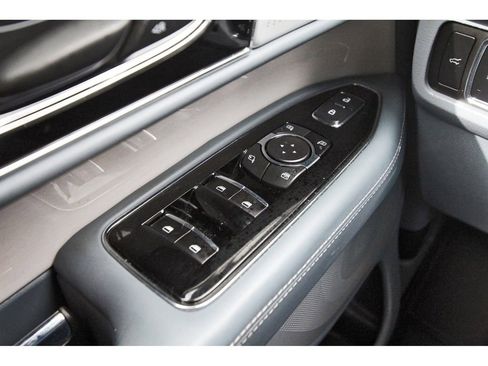 Used 2023 Lincoln Navigator Black Label image 24