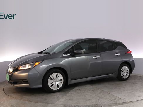 Used 2025 Nissan Leaf S FWD image 18