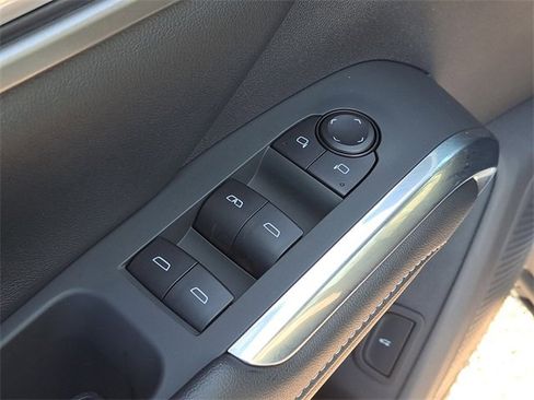 Used 2026 Chevrolet Traverse LT w/ Midnight/Sport Edition image 21