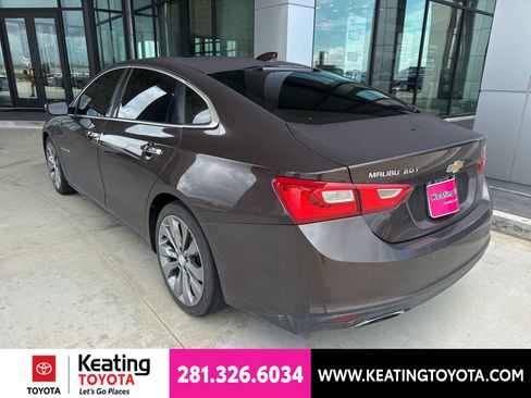 Used 2016 Chevrolet Malibu Premier w/ Driver Confidence Package II FWD image 5