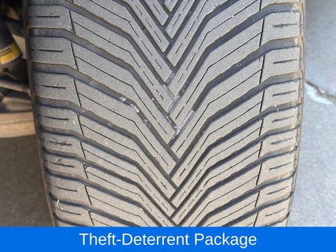 Used 2015 Cadillac Escalade ESV Premium image 3