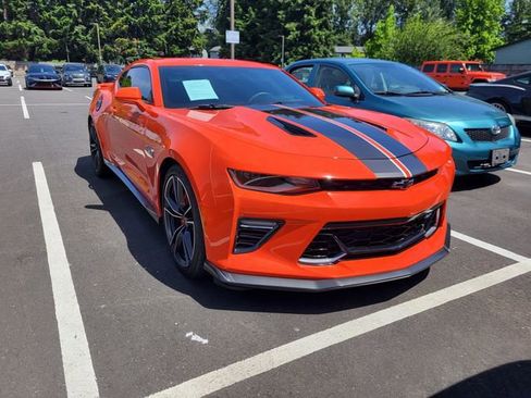 Used 2018 Chevrolet Camaro SS w/ Hot Wheels Edition RWD image 2