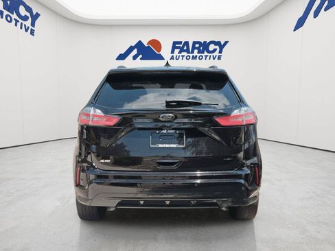 Used 2024 Ford Edge SE w/ Black Appearance Package AWD/4WD image 4