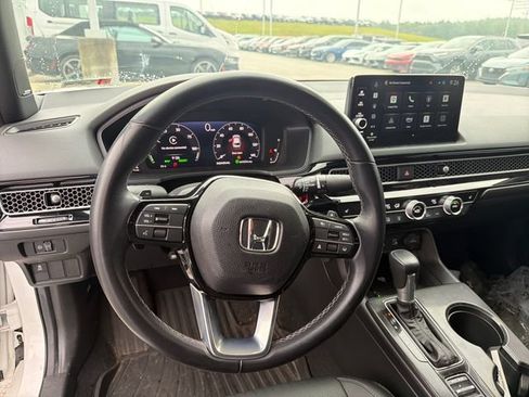 Used 2025 Honda Civic Sport Touring image 13