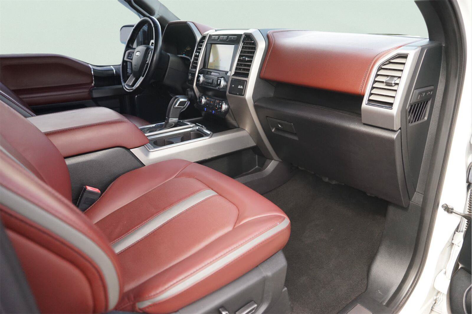 Used 2019 Ford F150 Platinum w/ Equipment Group 701A Luxury AWD/4WD image 18