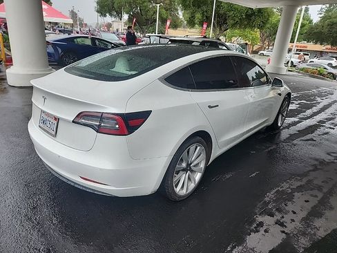 Used 2019 Tesla Model 3 image 5