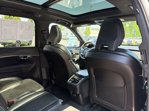 Used 2019 Volvo XC90 T6 R-Design w/ Advanced Package AWD/4WD image 14