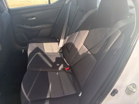 Used 2021 Nissan Sentra SV FWD image 7