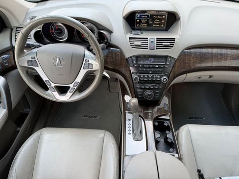Used 2013 Acura MDX w/ Technology & Entertainment image 4
