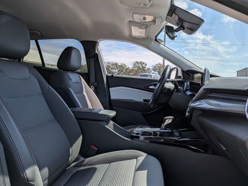 Used 2024 Chevrolet Trax LT w/ Driver Confidence Package image 29