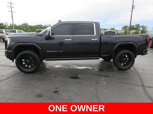 Used 2026 GMC Sierra 2500 Denali Ultimate AWD/4WD image 10