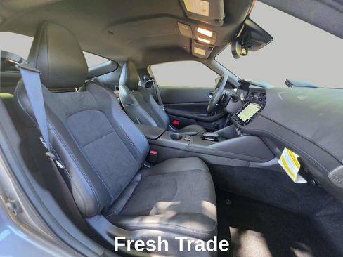 Used 2025 Nissan Z Performance w/ Floor Mat Package RWD image 10