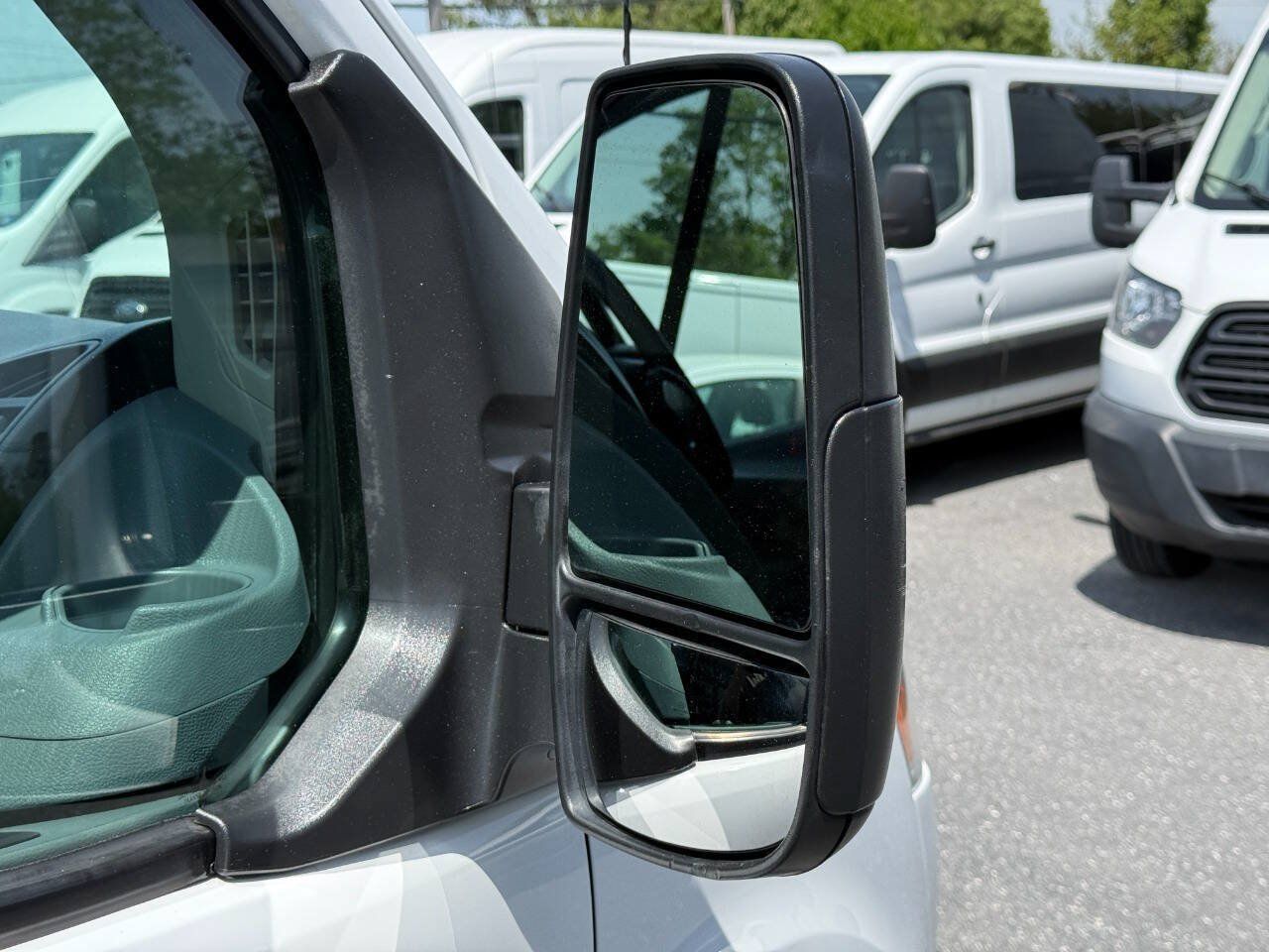 Used 2019 Ford Transit 250 130 Low Roof w/ Exterior Upgrade Package RWD image 34
