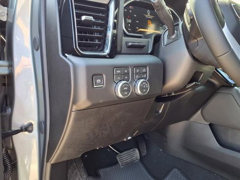 New 2026 GMC Sierra 2500 Denali w/ Denali Reserve Package image 12