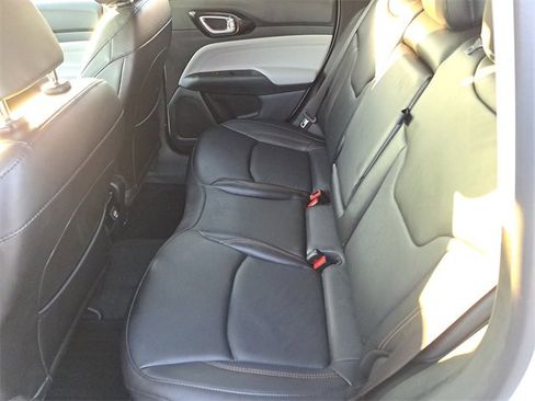 Used 2022 Jeep Compass Limited image 13