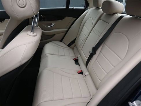 Used 2019 Mercedes-Benz C 300 Sedan image 14