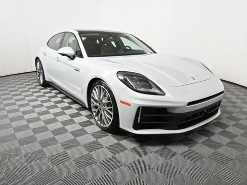 New 2026 Porsche Panamera 4 image 28