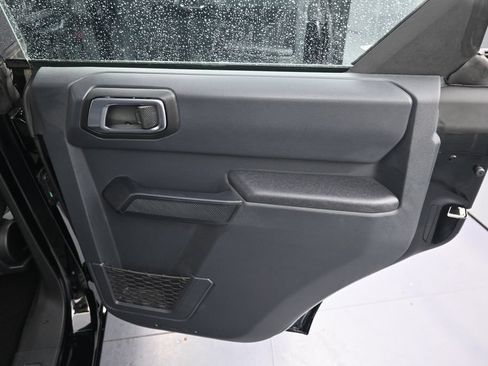 Used 2025 Ford Bronco 4-Door AWD/4WD image 28