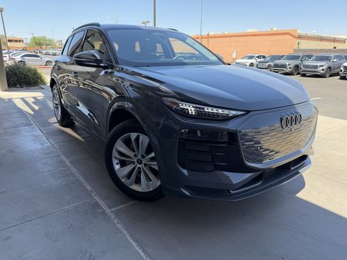 Used 2025 Audi Q6 e-tron Premium Plus w/ Premium Plus RWD image 6