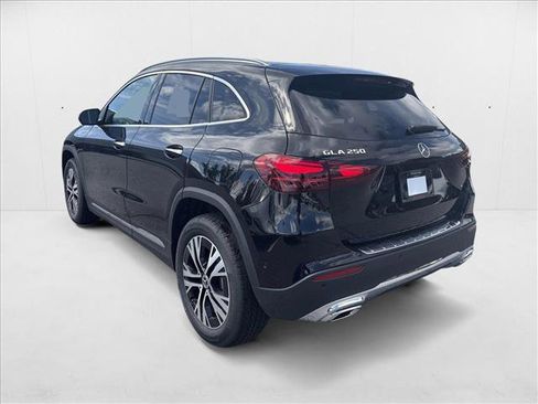 New 2025 Mercedes-Benz GLA 250 image 10