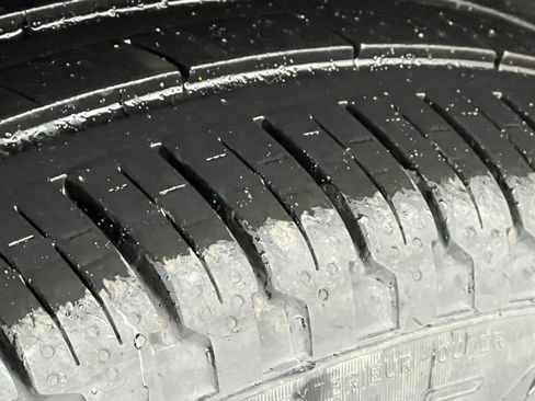 Used 2024 Ford Edge Titanium w/ Equipment Group 301A image 8