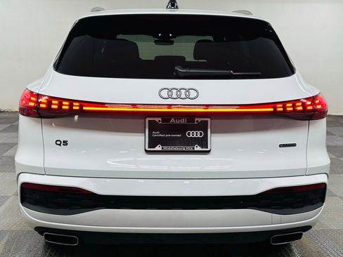 Certified 2025 Audi Q5 Premium w/ Convenience Package image 5