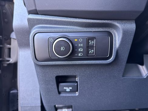 New 2025 Ford Bronco Outer Banks w/ Sasquatch Package image 27