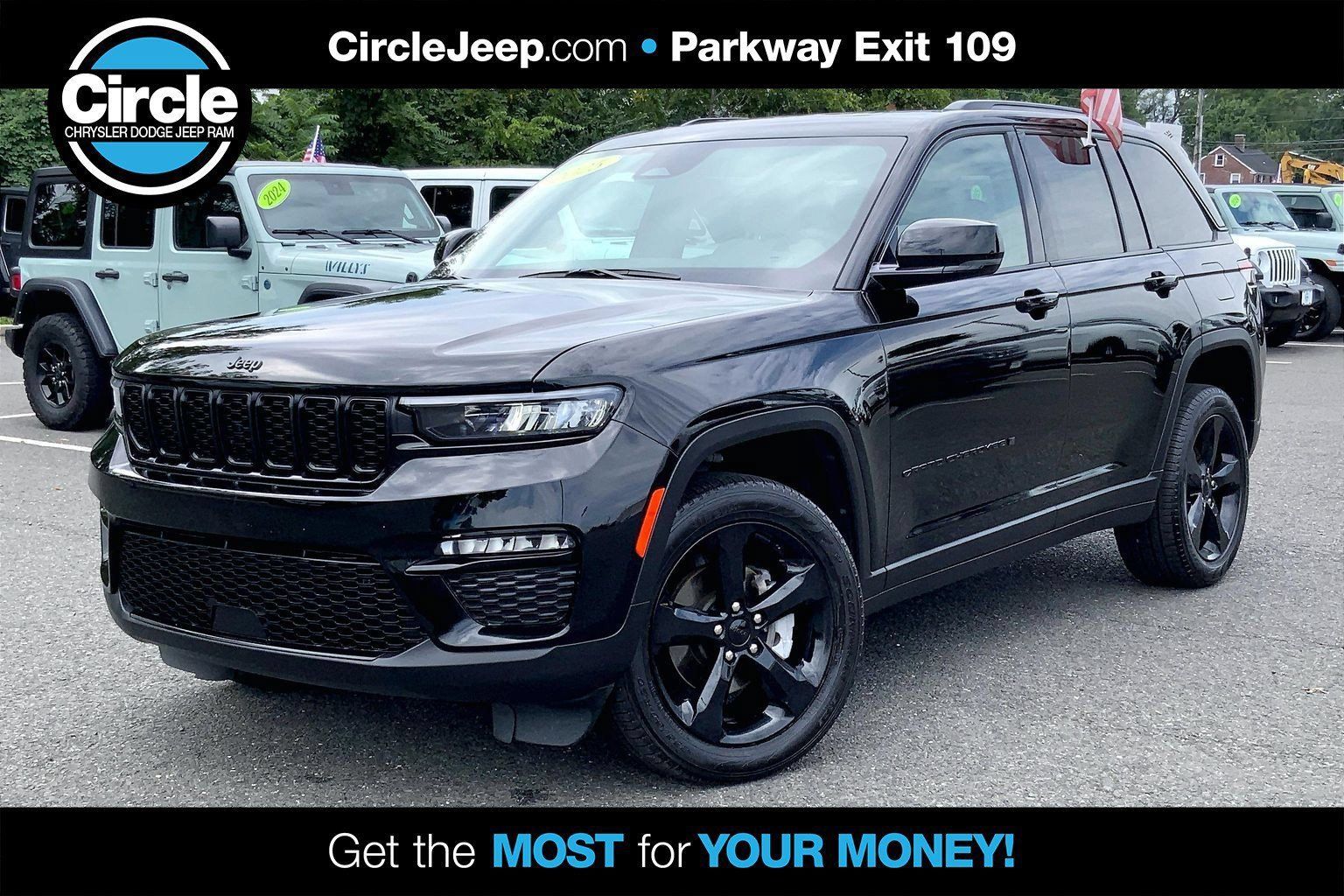 Certified 2025 Jeep Grand Cherokee Limited w/ Black Appearance Package AWD/4WD 360° Tour