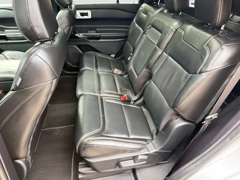 Used 2022 Ford Explorer ST w/ Equipment Group 401A AWD/4WD image 14