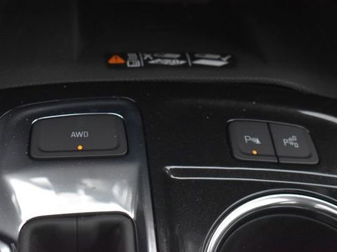 Certified 2023 Chevrolet Equinox Premier AWD/4WD image 37