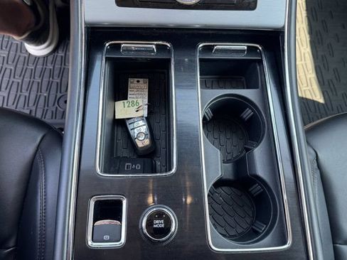 Used 2023 Lincoln Aviator AWD w/ Elements Package image 22