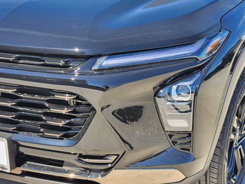 New 2026 Chevrolet Trax ACTIV w/ Driver Confidence Package FWD image 9