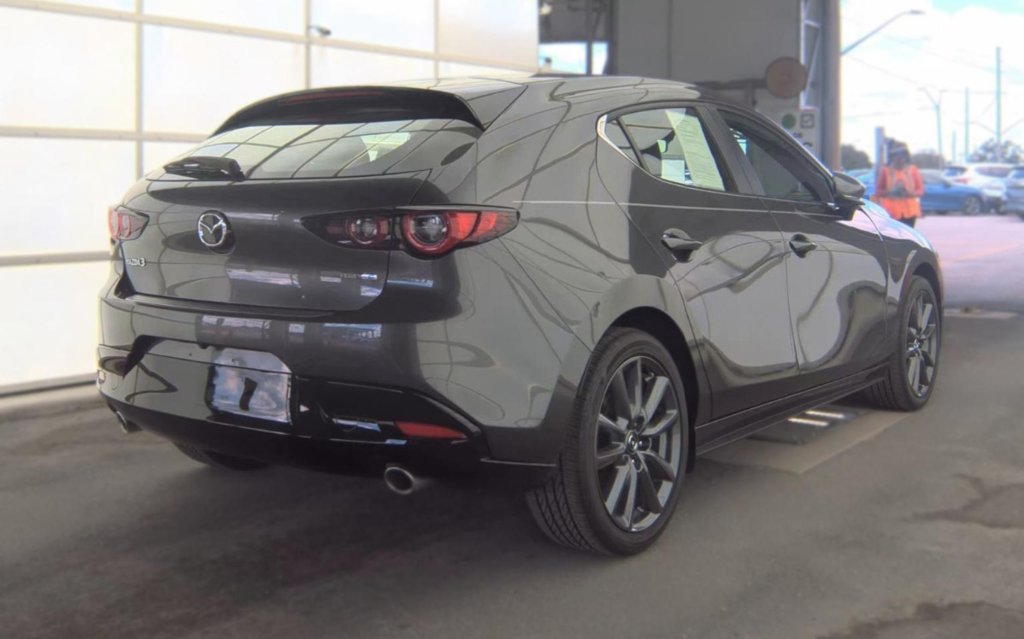 Used 2025 MAZDA MAZDA3 s FWD image 4
