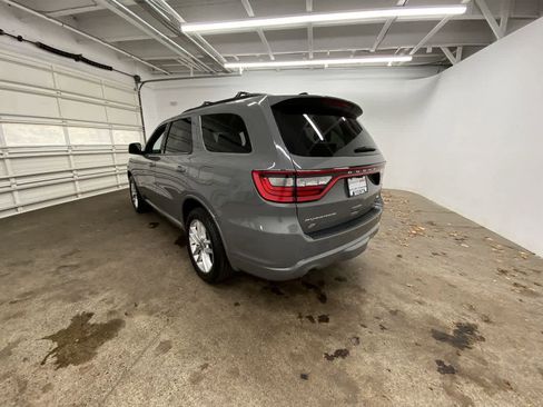 Used 2023 Dodge Durango GT image 4