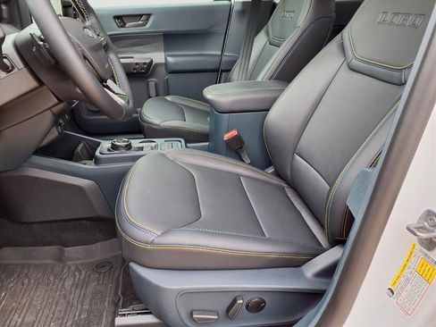 New 2025 Ford Maverick Lobo image 24