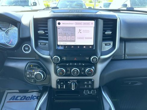 Used 2022 RAM 1500 Big Horn AWD/4WD image 13